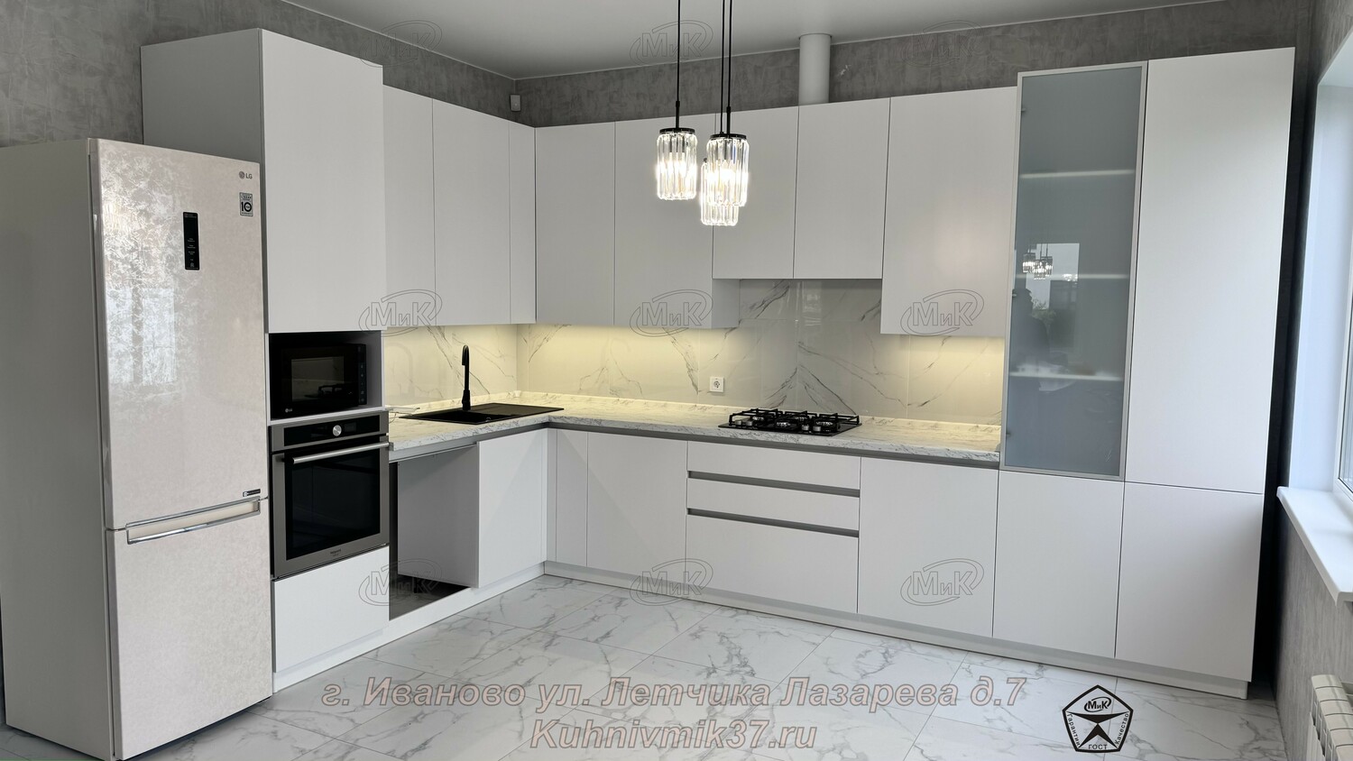 Кухня с фасадом МДФ эмаль